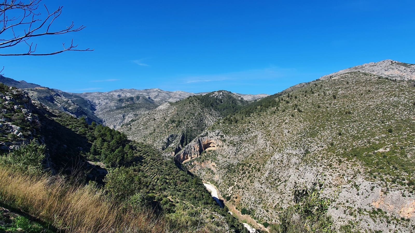 Chalet de 3 habitaciones en Benimaurell en venta con piscina garaje - 500.000 € (Ref: 9973786)