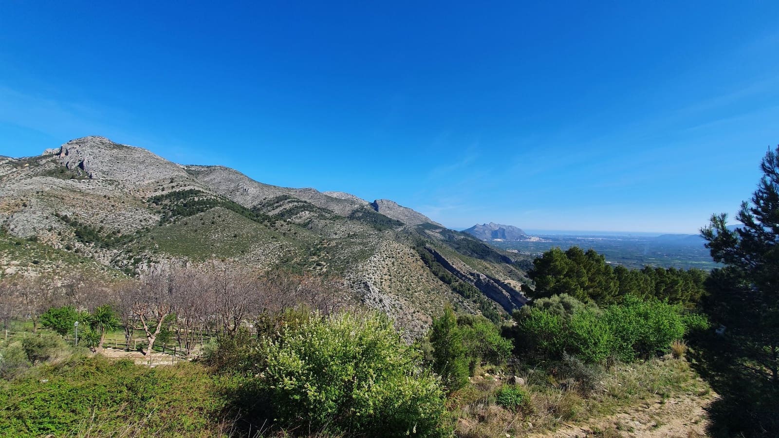Chalet de 3 habitaciones en Benimaurell en venta con piscina garaje - 500.000 € (Ref: 9973786)