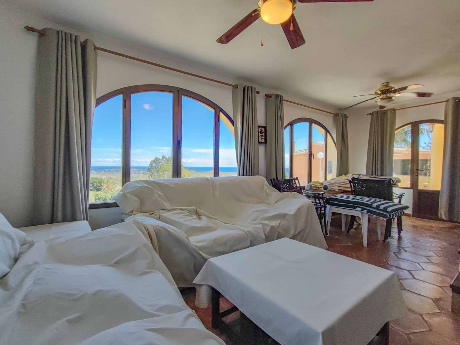 3 bedroom Villa for sale in Benitachell / Benitatxell with pool garage - € 450,000 (Ref: 9973787)