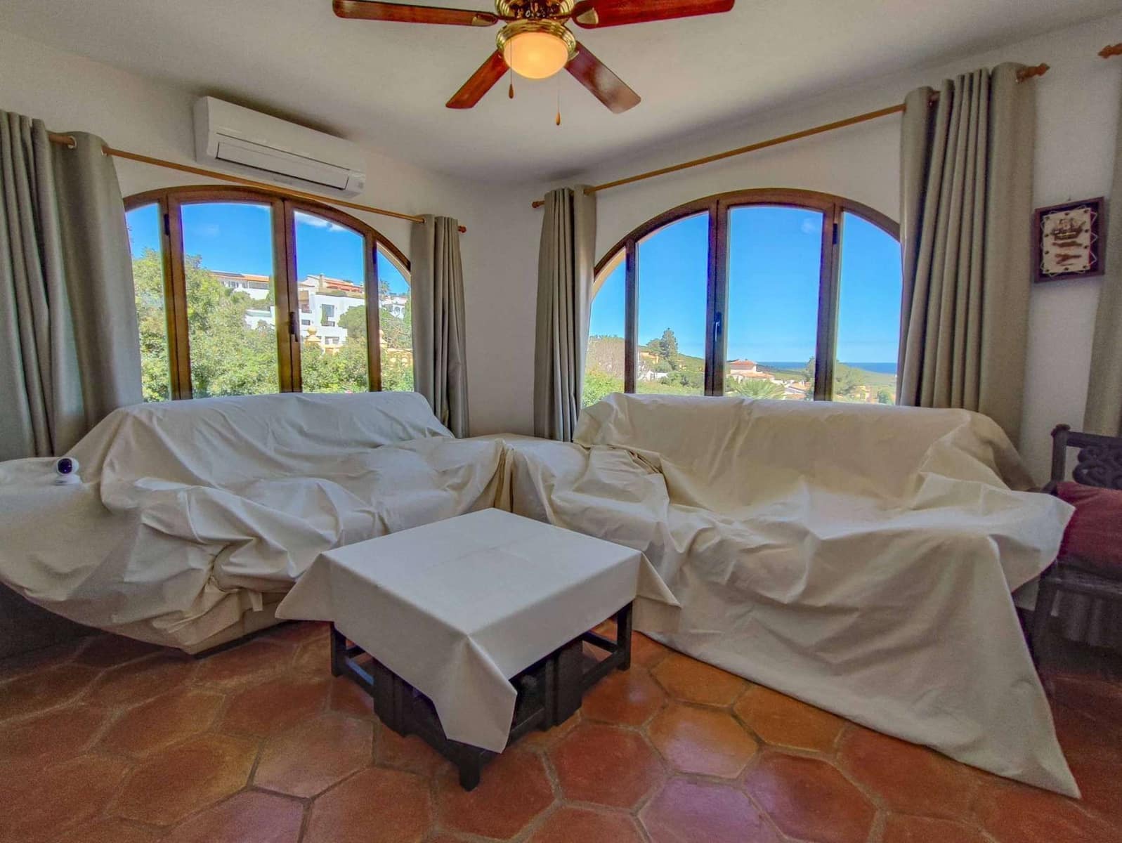 3 bedroom Villa for sale in Benitachell / Benitatxell with pool garage - € 450,000 (Ref: 9973787)