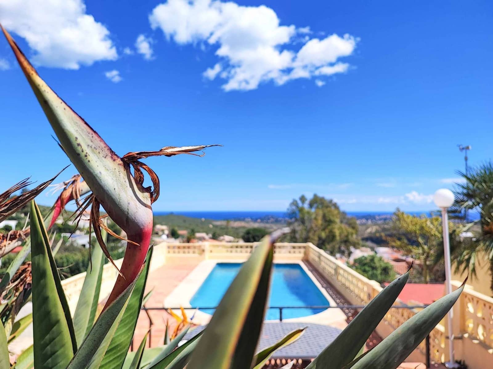 3 bedroom Villa for sale in Benitachell / Benitatxell with pool garage - € 450,000 (Ref: 9973787)