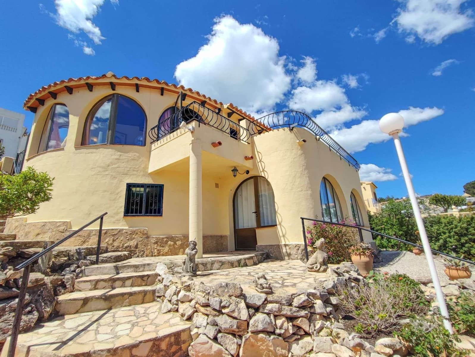 3 bedroom Villa for sale in Benitachell / Benitatxell with pool garage - € 450,000 (Ref: 9973787)