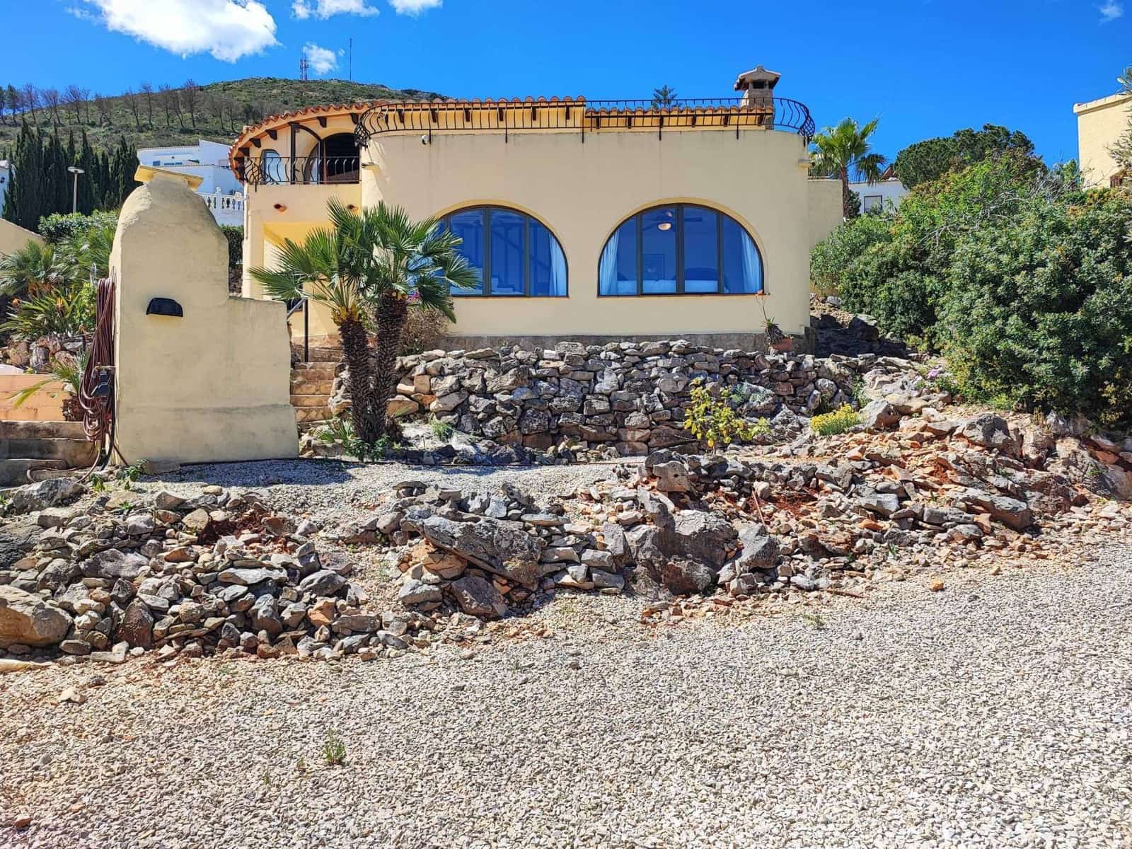 3 bedroom Villa for sale in Benitachell / Benitatxell with pool garage - € 450,000 (Ref: 9973787)