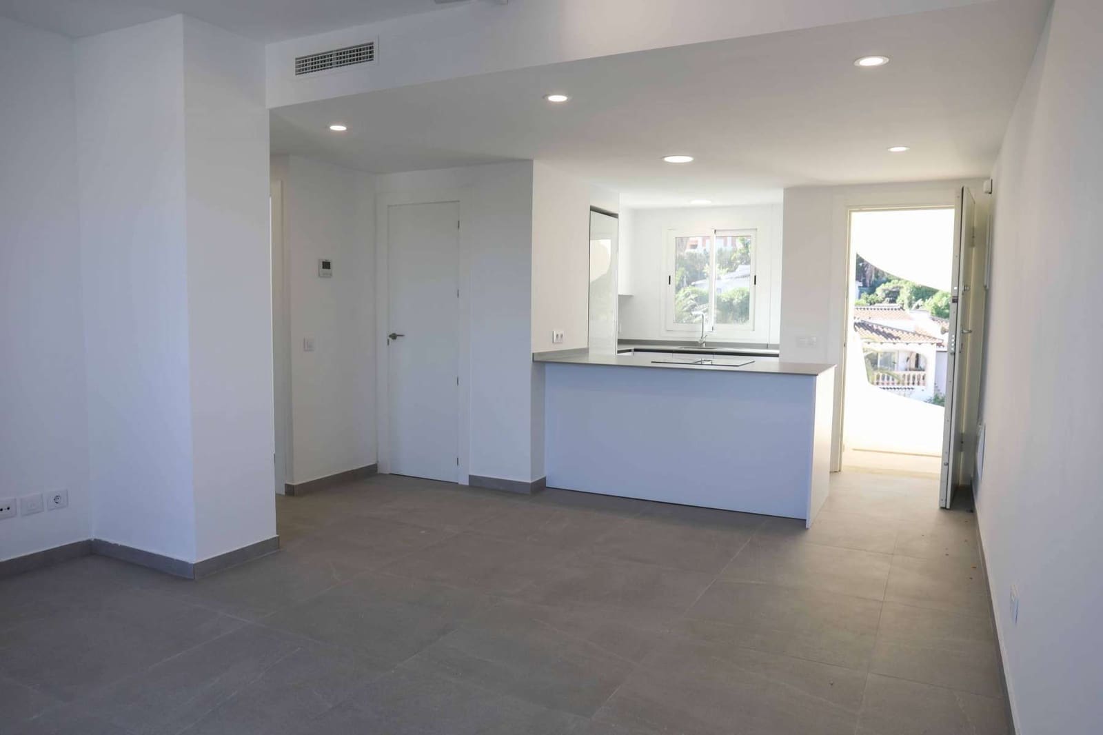 2 sypialnia Apartament na sprzedaż w Denia z basenem garażem - 359 000 € (Ref: 9974653)