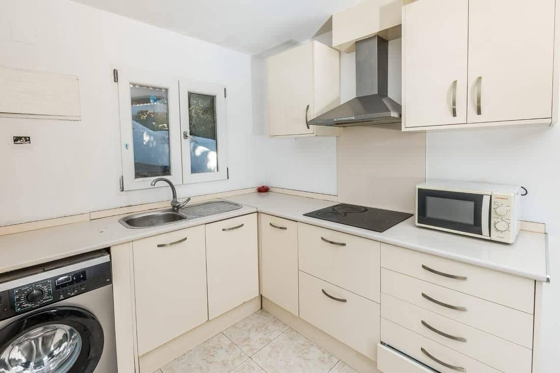 5 soverom Villa til salgs i Javea / Xabia med svømmebasseng garasje - € 549 000 (Ref: 9974655)