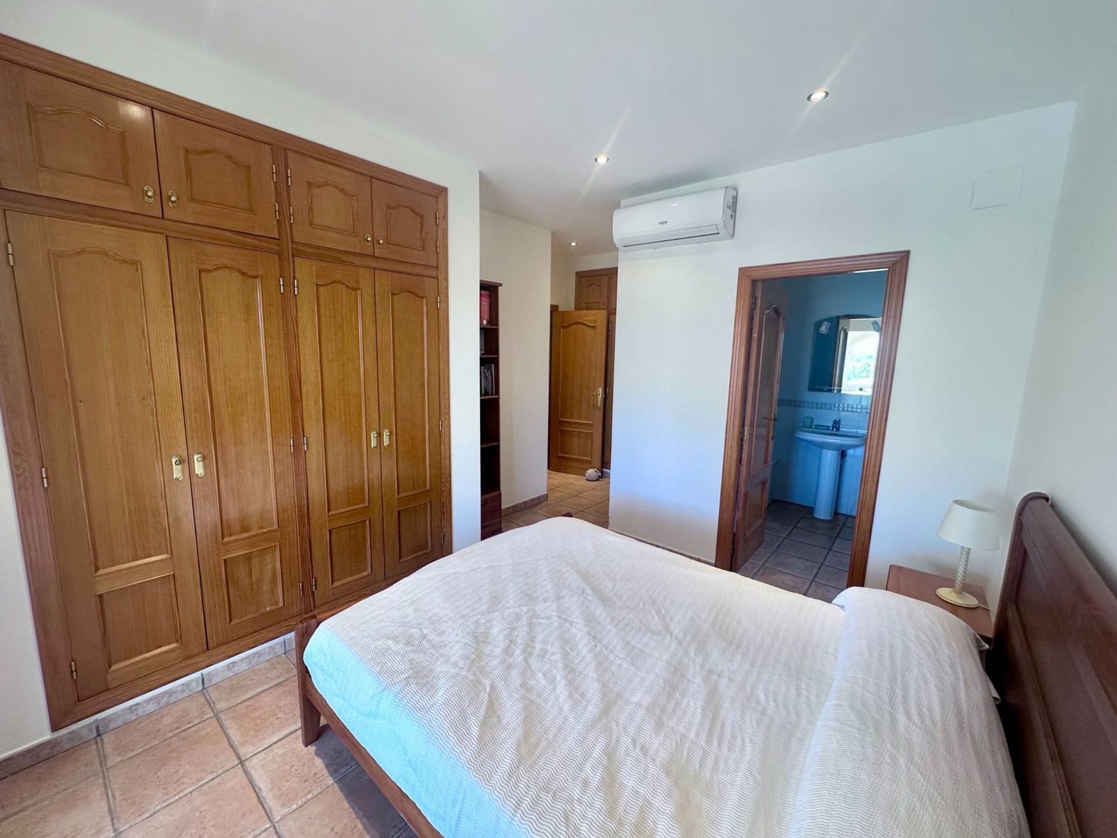 4 soverom Villa til salgs i Javea / Xabia med svømmebasseng garasje - € 795 000 (Ref: 9984347)