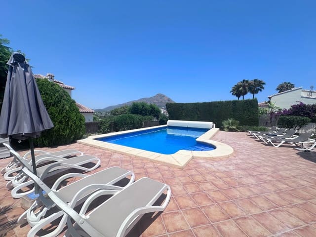 4 soverom Villa til salgs i Javea / Xàbia med svømmebasseng garasje - € 795 000 (Ref: 9984347)