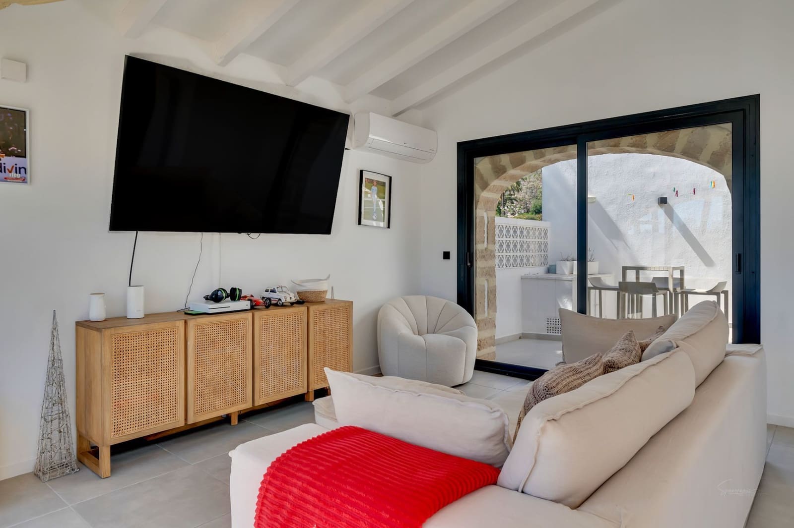 4 sypialnia Willa na sprzedaż w Javea / Xabia z basenem garażem - 1 399 000 € (Ref: 9996601)