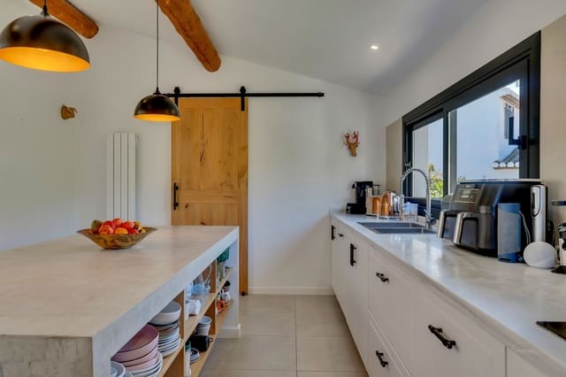 4 sypialnia Willa na sprzedaż w Javea / Xàbia z basenem garażem - 1 399 000 € (Ref: 9996601)
