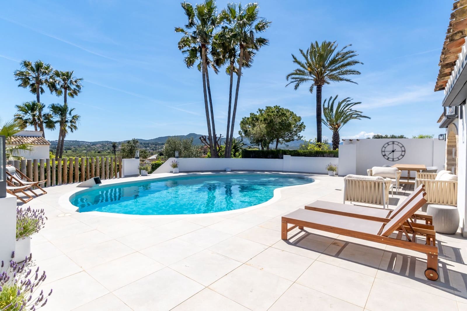 4 sypialnia Willa na sprzedaż w Javea / Xabia z basenem garażem - 1 399 000 € (Ref: 9996601)