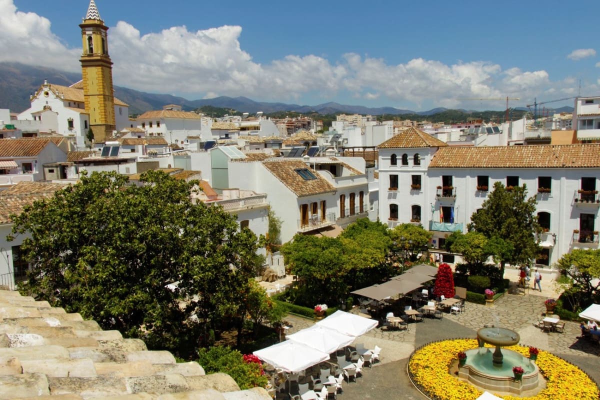 3 Zimmer Penthouse zu verkaufen in Estepona mit Pool Garage - 567.700 € (Ref: 8971635)