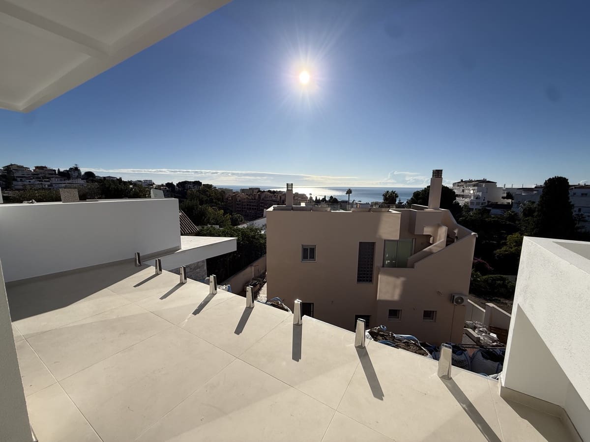 3 bedroom Villa for sale in Fuengirola with pool garage - € 634,900 (Ref: 8996977)