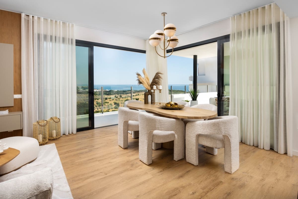 2 bedroom Apartment for sale in Casares with pool garage - € 584,500 (Ref: 8997013)