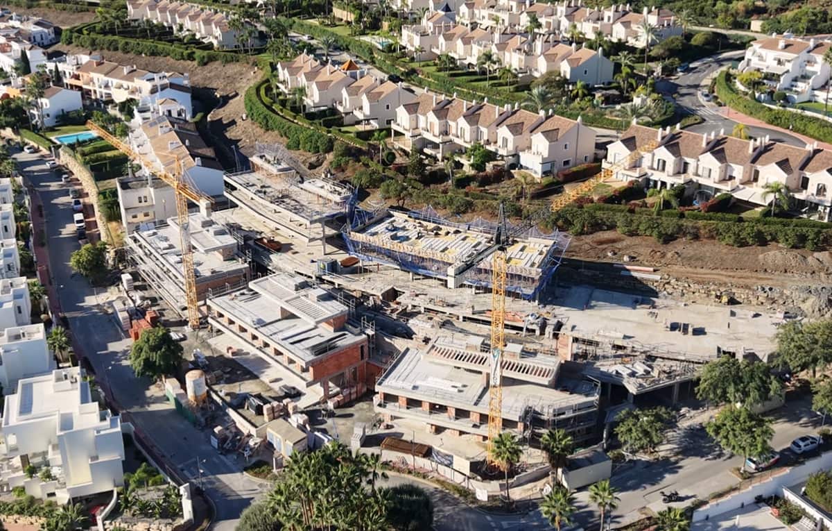 4 chambre Villa/Maison à vendre à New Golden Mile avec piscine garage - 1 510 000 € (Ref: 8997026)