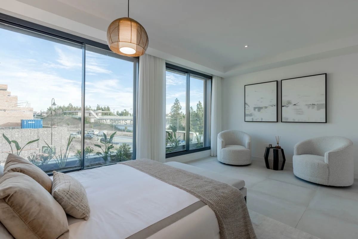 3 bedroom Townhouse for sale in El Chaparral with pool garage - € 776,000 (Ref: 8997051)