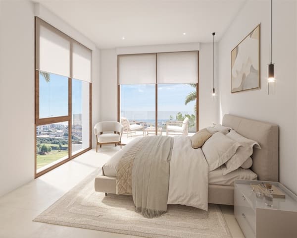 4 bedroom Villa for sale in Parque Central, Estepona with pool garage - € 1,250,000 (Ref: 8997063)