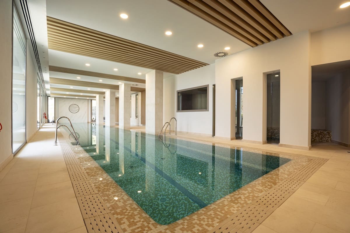 Ático de 4 habitaciones en Marbella en venta con piscina garaje - 2.450.000 € (Ref: 8997077)