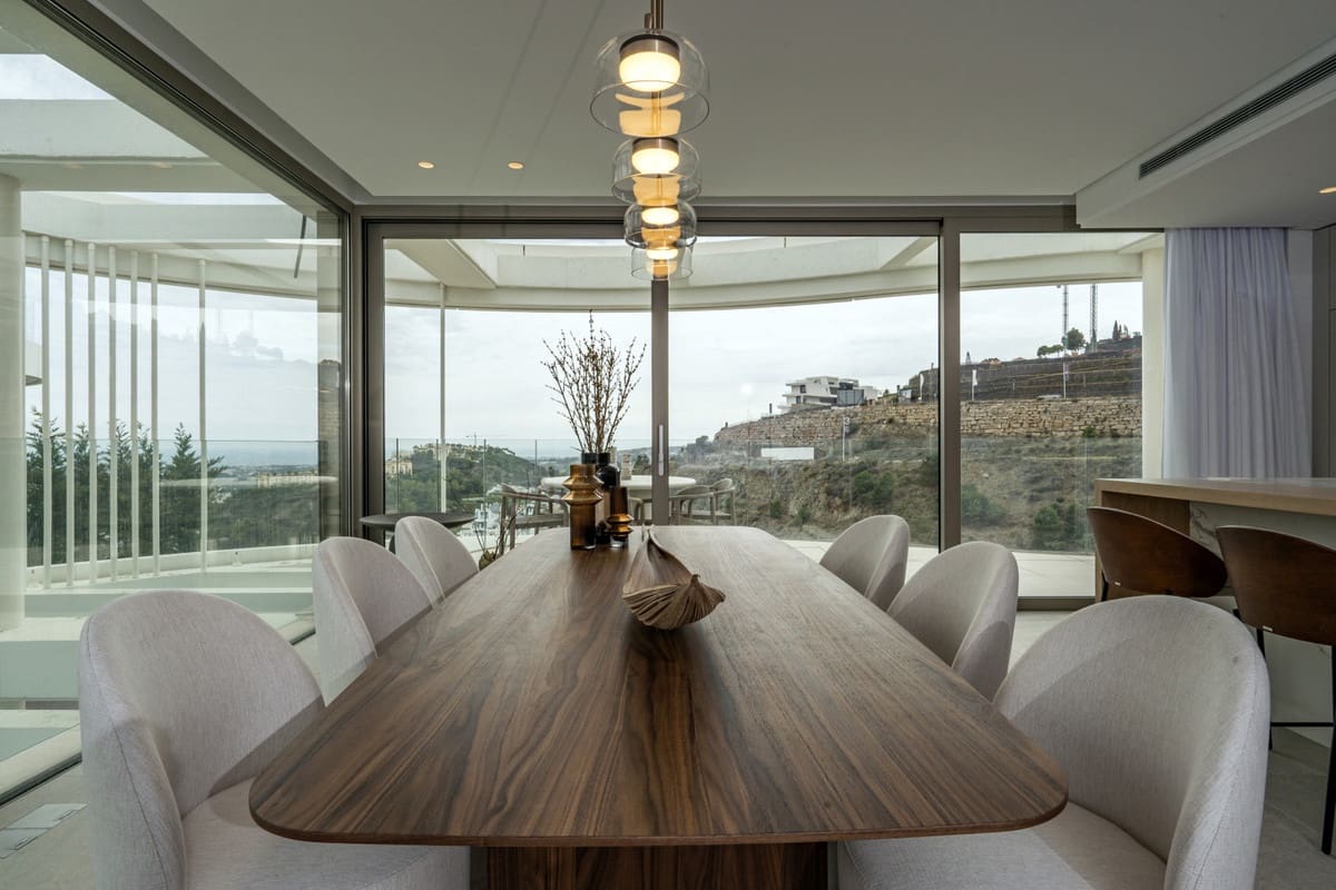 4 soverom Penthouse til salgs i Marbella med svømmebasseng garasje - € 2 290 000 (Ref: 8997077)