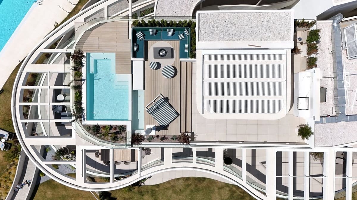 4 soverom Penthouse til salgs i Marbella med svømmebasseng garasje - € 2 290 000 (Ref: 8997077)