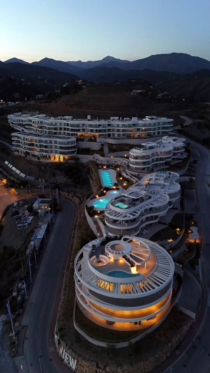 4 soveværelse Penthouse til salg i Marbella med swimmingpool garage - € 2.450.000 (Ref: 8997077)