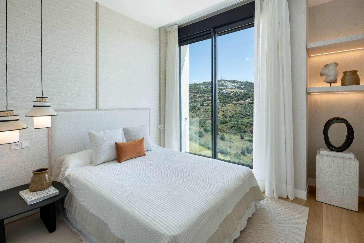 4 soveværelse Byhus til salg i Marbella med swimmingpool garage - € 1.295.000 (Ref: 8997080)