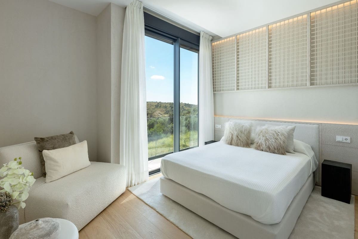 4 sovrum Hus till salu i Marbella med pool garage - 1 295 000 € (Ref: 8997080)