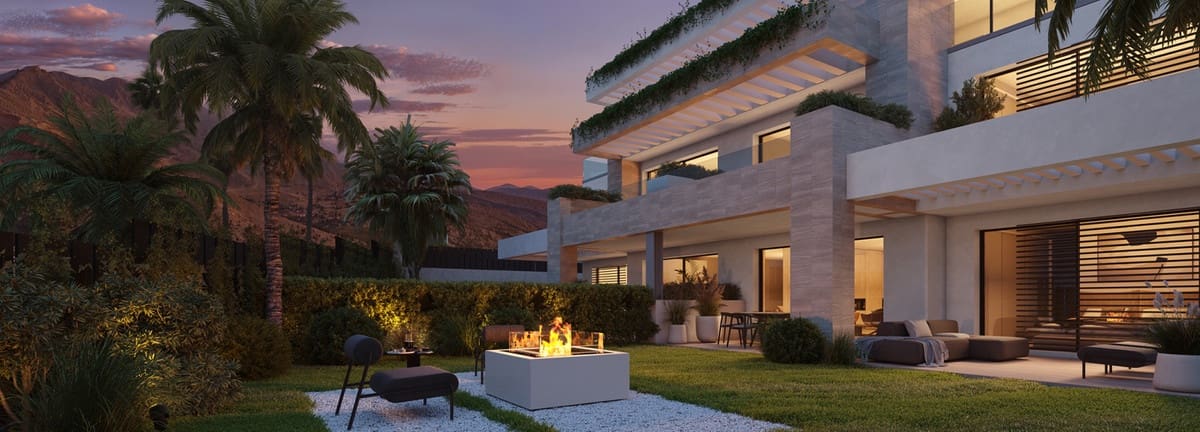 Apartamento de 2 habitaciones en Estepona en venta con piscina garaje - 620.000 € (Ref: 8997125)