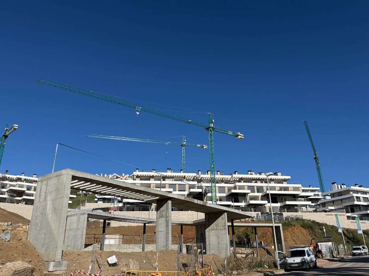 2 soveværelse Lejlighed til salg i Mijas Costa med swimmingpool garage - € 510.000 (Ref: 8997127)