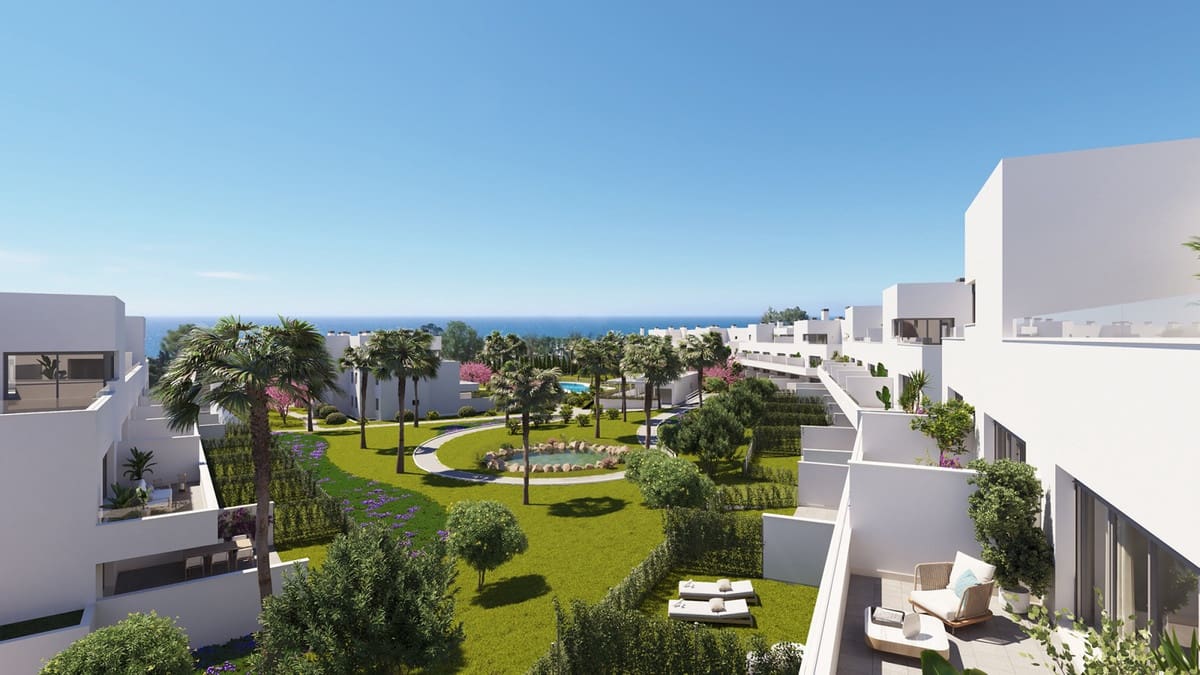 2 bedroom Apartment for sale in Estepona with pool garage - € 418,800 (Ref: 8997129)
