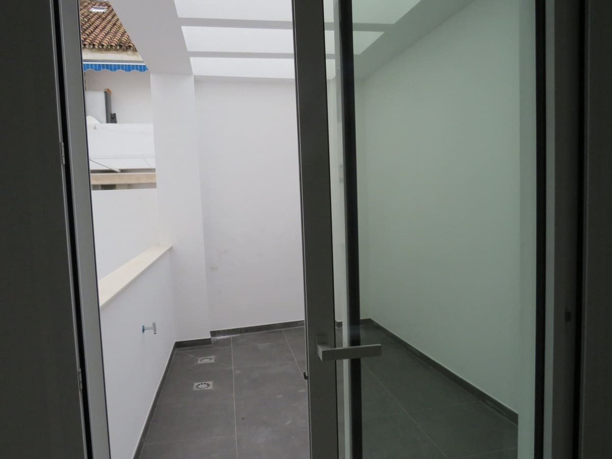 2 quarto Apartamento para venda em Fuengirola com piscina garagem - 370 000 € (Ref: 8997141)