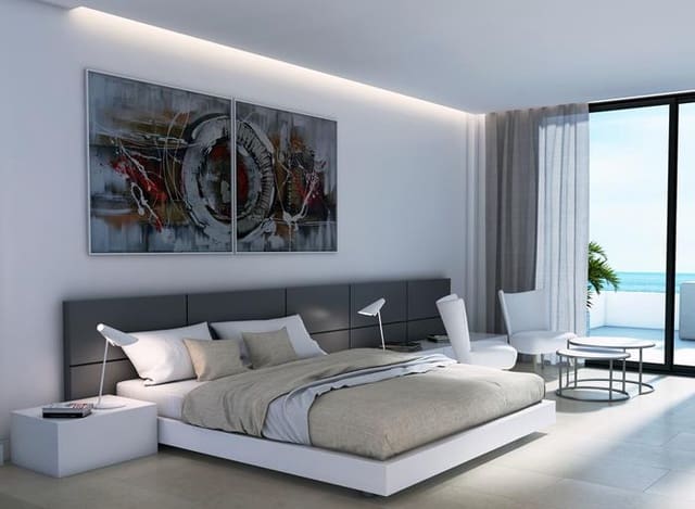 4 sypialnia Willa na sprzedaż w La Duquesa / Puerto de la Duquesa, Manilva z basenem garażem - 1 065 000 € (Ref: 8997167)