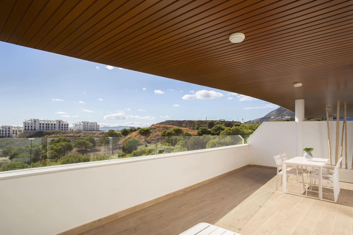 2 soverom Leilighet til salgs i Fuengirola med svømmebasseng garasje - € 695 000 (Ref: 8997179)