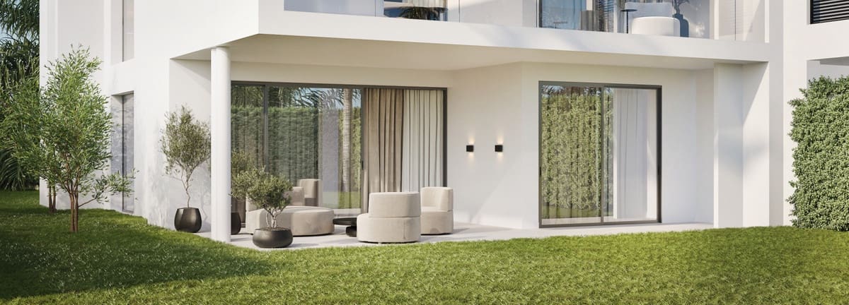 2 soverom Leilighet til salgs i Estepona med svømmebasseng garasje - € 495 000 (Ref: 8997198)