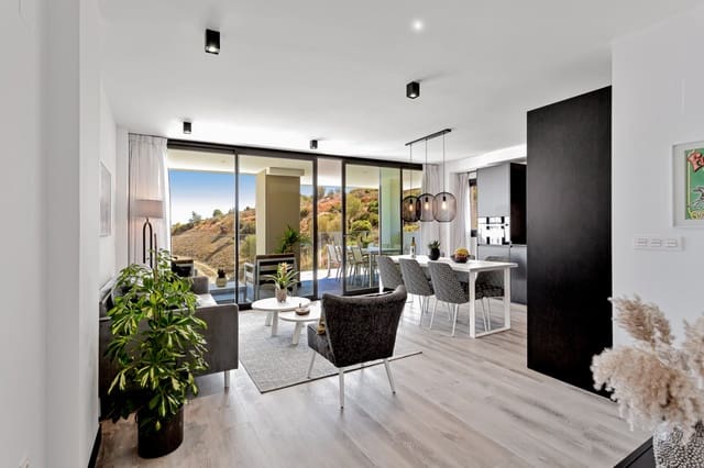 Apartamento de 2 habitaciones en Mijas Costa, Mijas en venta con piscina garaje - 339.000 € (Ref: 8997568)