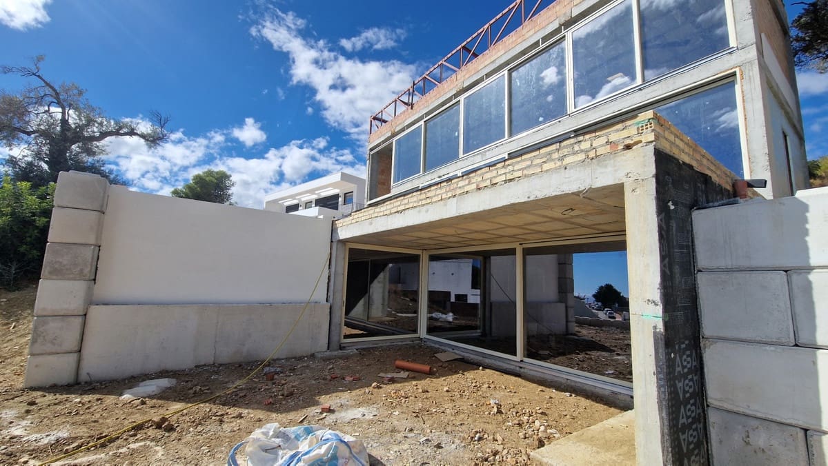 5 soveværelse Villa til salg i Mijas Costa med swimmingpool garage - € 1.599.000 (Ref: 9005181)