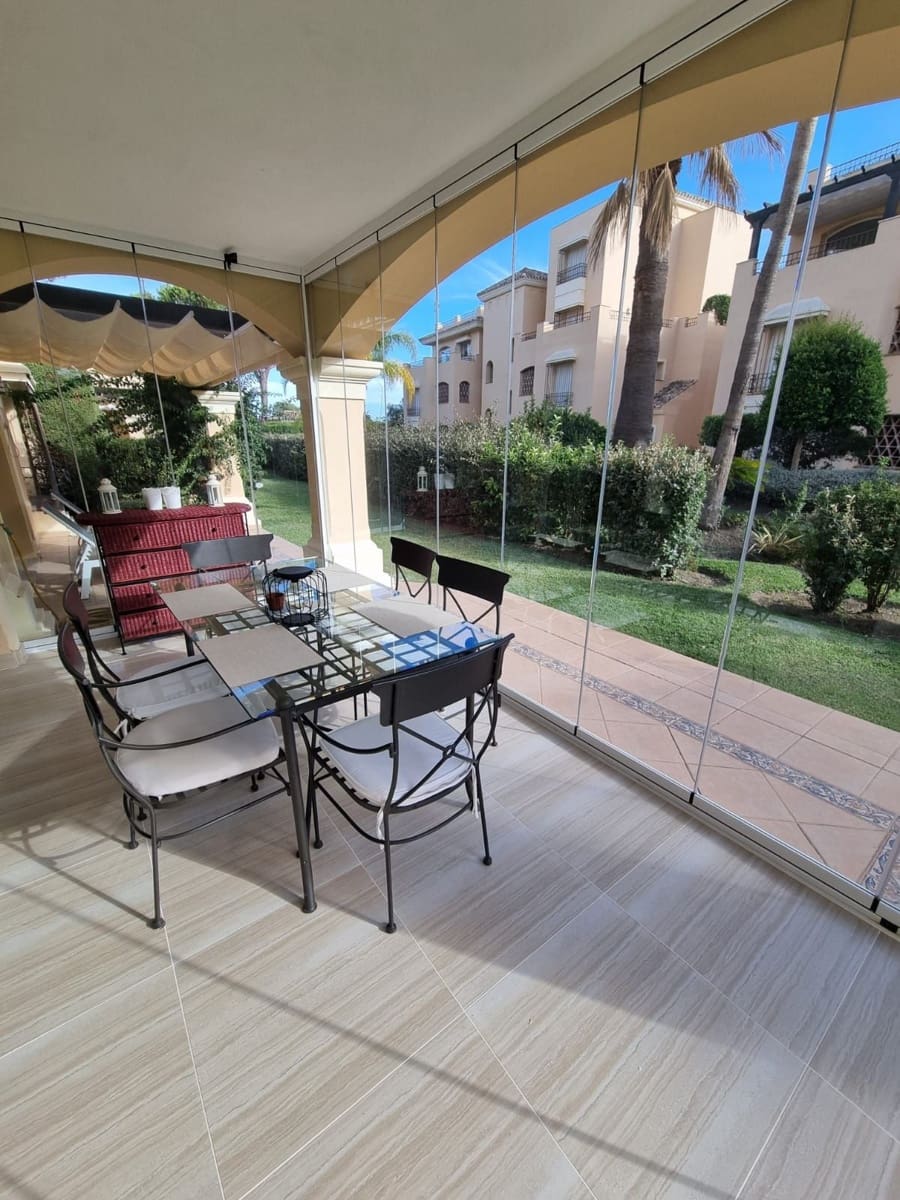 Apartamento de 3 habitaciones en Elviria en venta con piscina garaje - 649.000 € (Ref: 9037015)