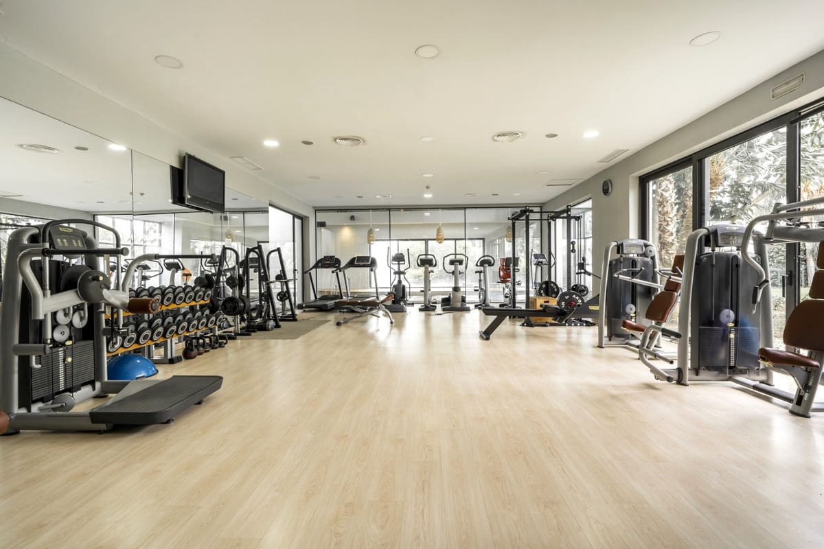 5 soveværelse Villa til salg i Estepona med swimmingpool garage - € 1.950.000 (Ref: 9110689)