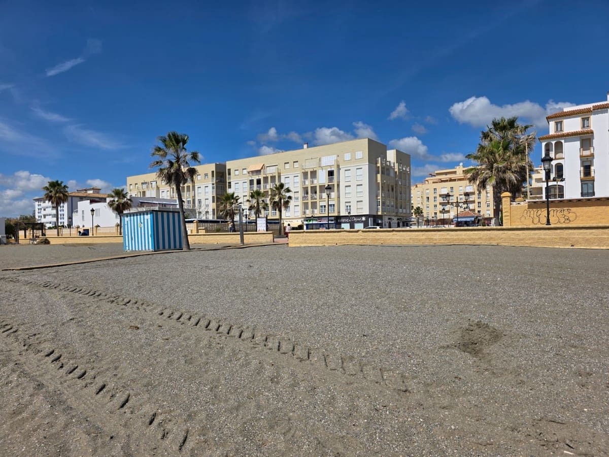 2 slaapkamer Appartement te koop in San Luis de Sabinillas met zwembad garage - € 295.000 (Ref: 9114471)