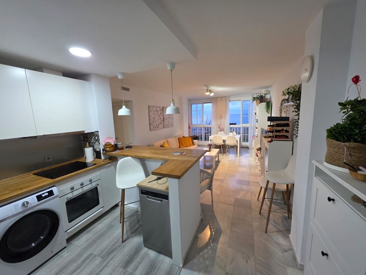 2 slaapkamer Appartement te koop in San Luis de Sabinillas met zwembad garage - € 295.000 (Ref: 9114471)