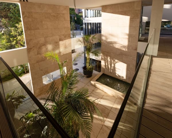 2 quarto Apartamento para venda em Parque Central, Estepona com piscina garagem - 2 310 000 € (Ref: 9450389)