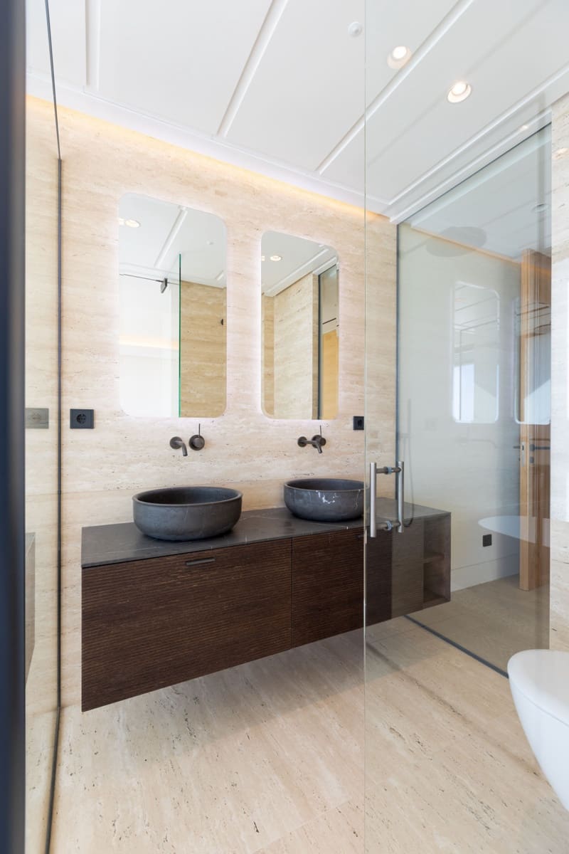 2 soverom Leilighet til salgs i Estepona med svømmebasseng garasje - € 2 310 000 (Ref: 9450389)