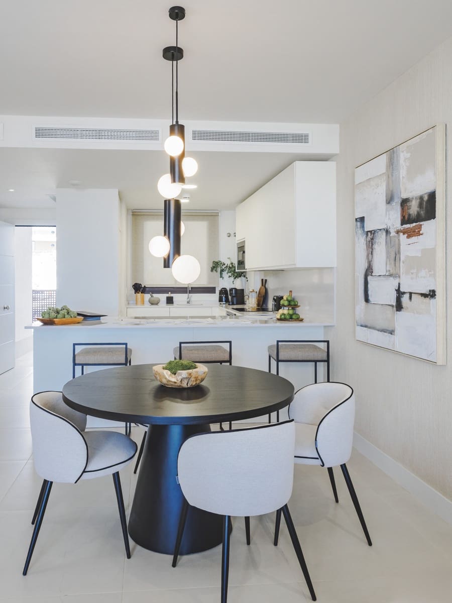 2 soverom Leilighet til salgs i Fuengirola med svømmebasseng garasje - € 545 000 (Ref: 9466092)