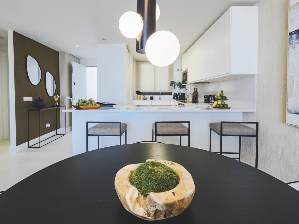 2 soverom Leilighet til salgs i Fuengirola med svømmebasseng garasje - € 545 000 (Ref: 9466092)