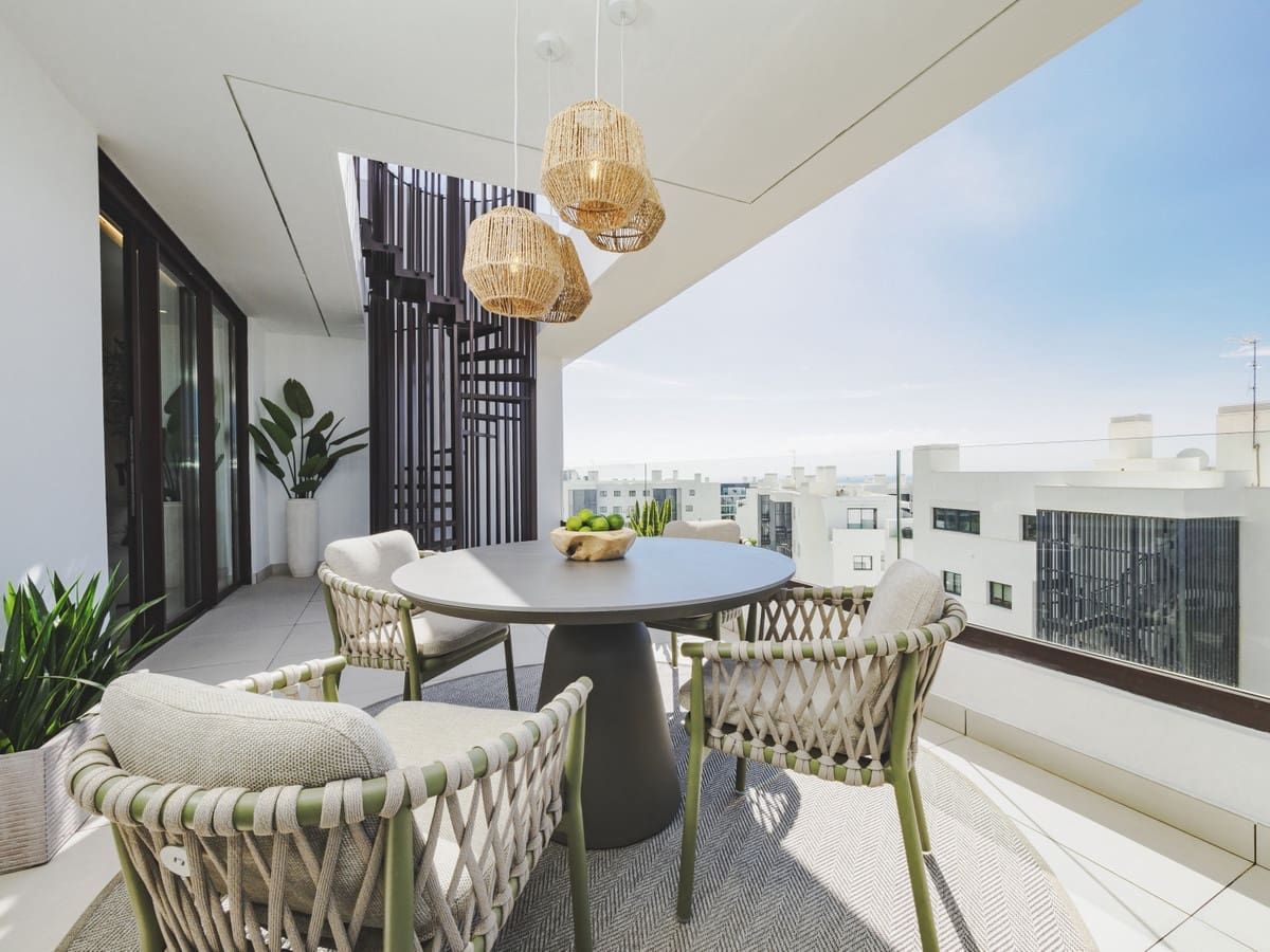 2 soverom Leilighet til salgs i Fuengirola med svømmebasseng garasje - € 545 000 (Ref: 9466092)