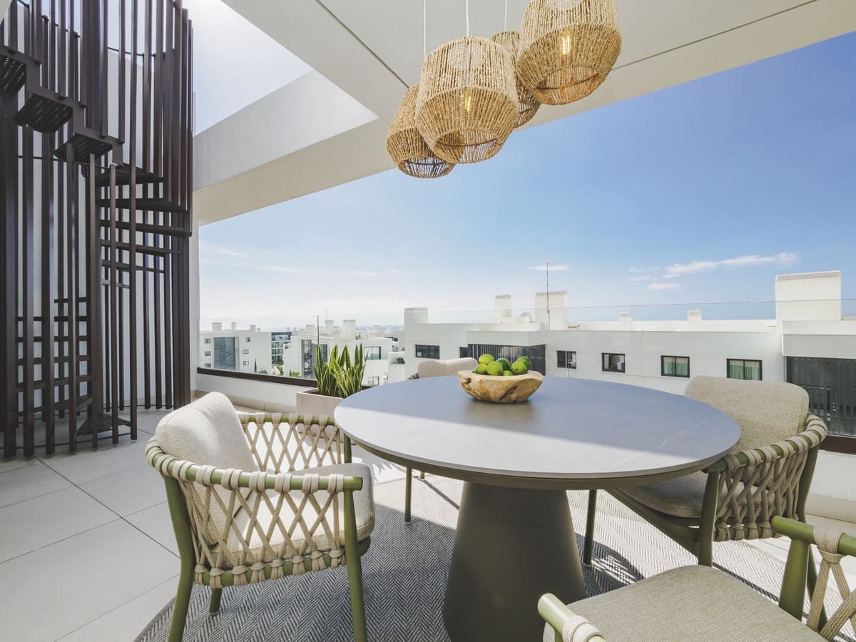 Apartamento de 2 habitaciones en Fuengirola en venta con piscina garaje - 499.000 € (Ref: 9466092)