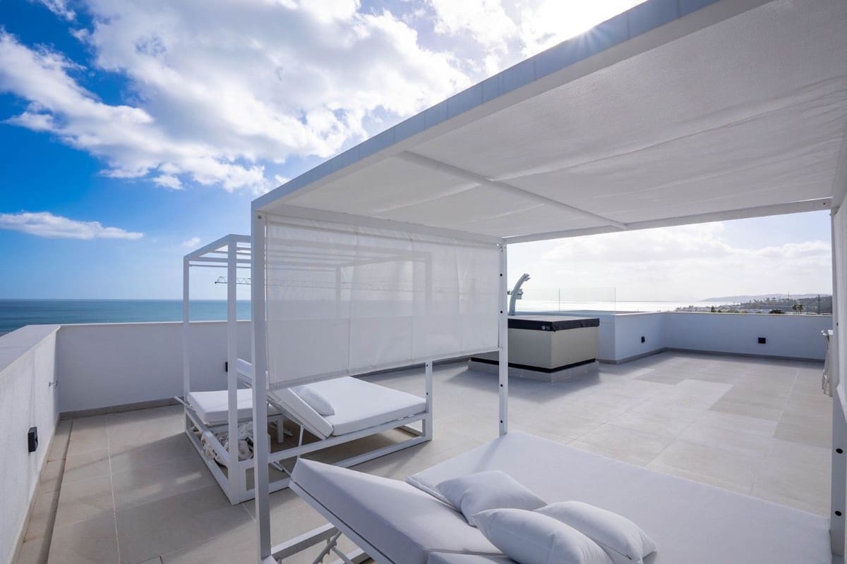 3 Zimmer Penthouse zu verkaufen in Estepona mit Pool Garage - 1.295.000 € (Ref: 9565712)