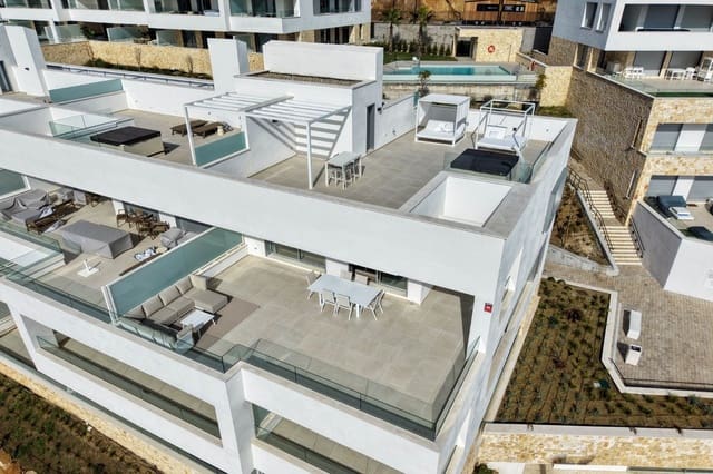 3 Zimmer Penthouse zu verkaufen in Parque Central, Estepona mit Pool Garage - 1.295.000 € (Ref: 9565712)
