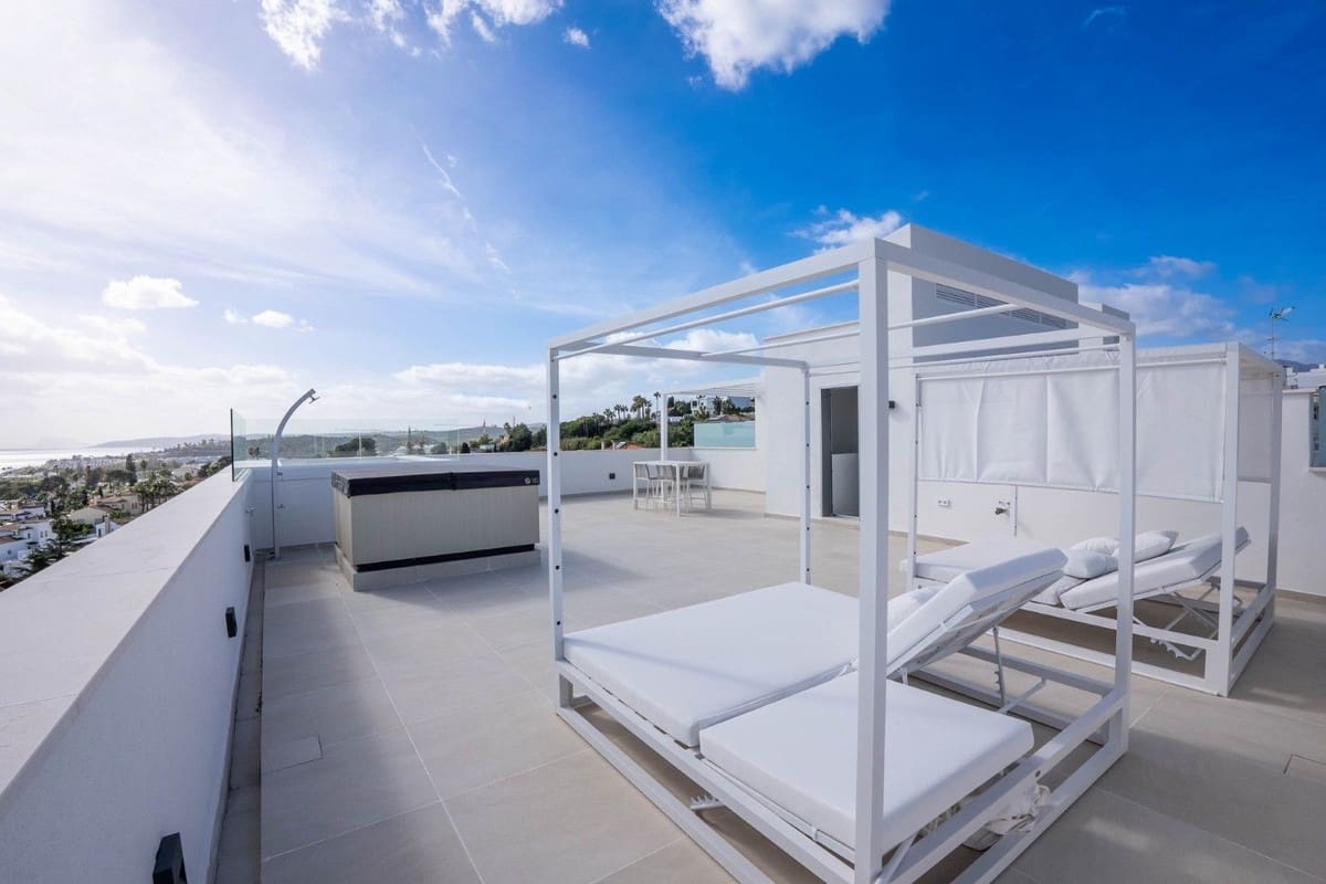 3 camera da letto Attico in vendita in Estepona con piscina garage - 1.295.000 € (Rif: 9565712)