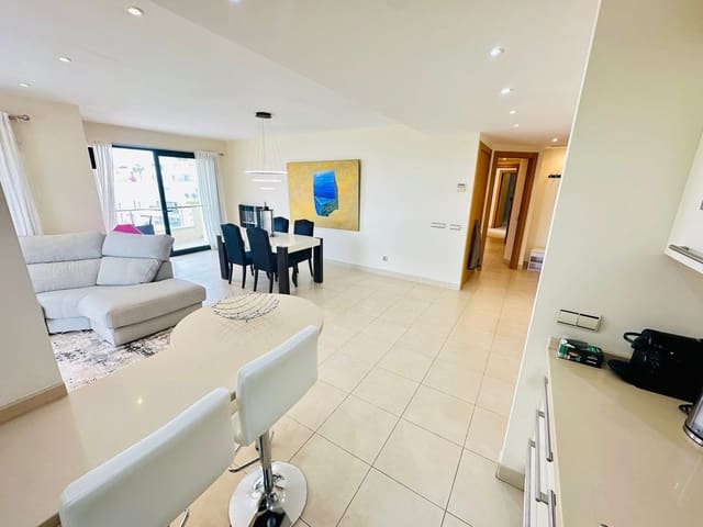 3 soverom Penthouse til salgs i Los Monteros, Marbella med svømmebasseng garasje - € 740 000 (Ref: 9640442)