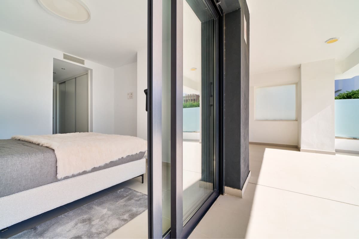 2 Zimmer Apartment zu verkaufen in New Golden Mile mit Pool Garage - 540.000 € (Ref: 9652297)